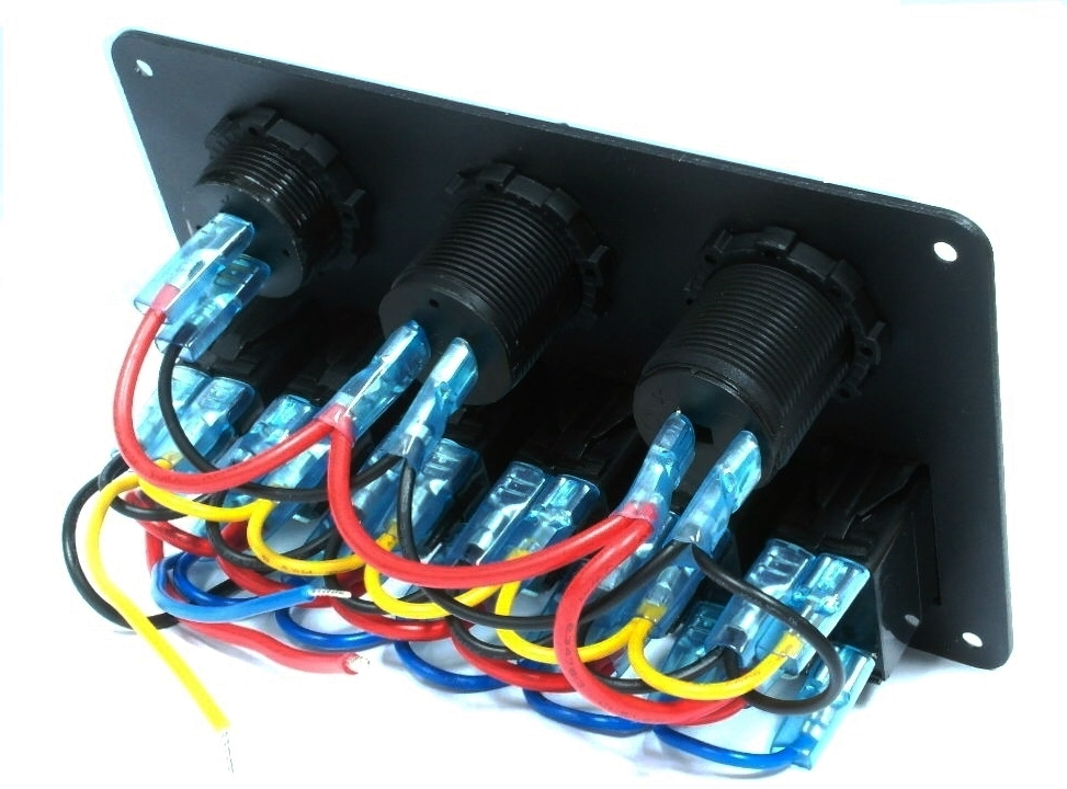 Réglette 12 prises, fusible, interrupteur - 12V, Système classique
