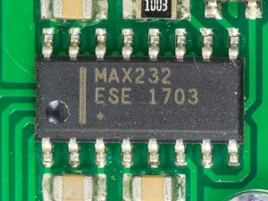 Circuit intégré (IC) MAX232 à 16 contacts