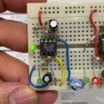 CIRCUIT INTÉGRÉ À 42 CONTACTS
