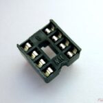Support pour circuit intégré à 32 contacts
