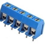 Bornier à vis à 5 contacts 300V 16 ampères 5 mm