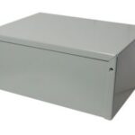 Boîtier en métal Hammond 1411R - 8" x 6" x 3.5"
