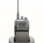 RADIO PORTATIF FM VHF PROFESSIONNEL