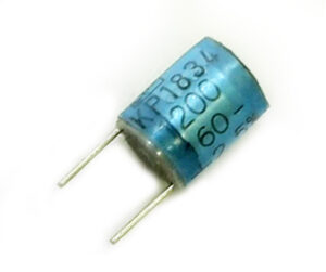 CONDENSATEUR 0.0012UF 160V  RADIAL