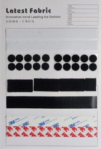 Carte de velcros autocollants