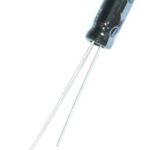 Condensateur radial polarisé 3.3 µF à 50 VDC