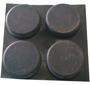 Patte de caoutchouc autocollante