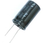 Condensateur polarisé 3 300 µF à 50 VDC 105°C