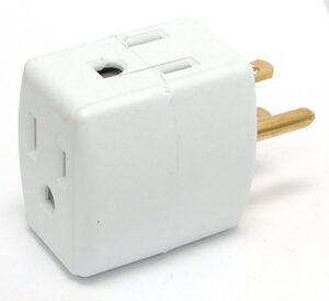 Multiprise adaptateur à 3 côtés