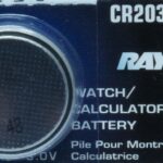 Pile bouton CR2032 au lithium