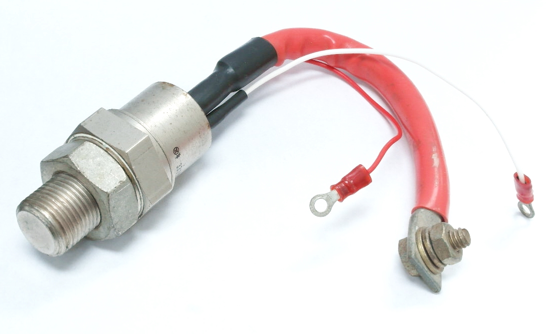 SCR 3371832 / 150 Volts - 250 Amp.