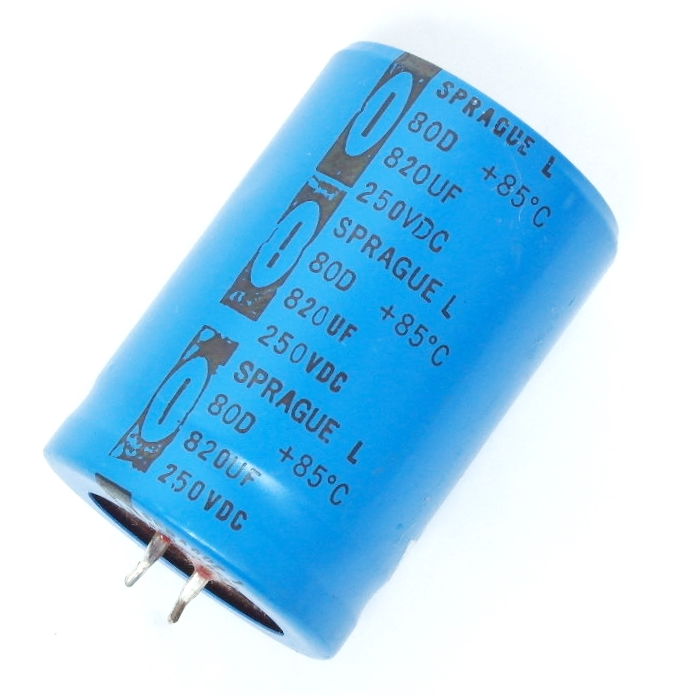 Condensateur polarisé  820 μF à 250 VDC