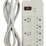 Multiprise électrique à 8 prises
