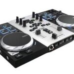 Contrôleur DJ avec des commandes tactiles et de l'air pour le mélange "hands-on" DJ