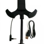 Support à téléphone pour voiture avec mains-libre, transmetteur FM et chargeur USB.