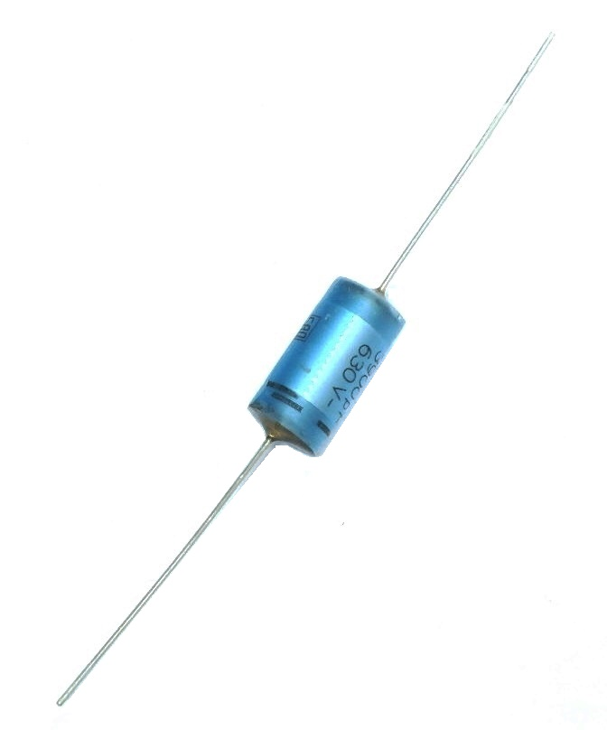 Condensateur axial polarisé 0.0039 μF à 630 VDC