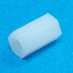 Espaceur hexagonal en plastique de 10 mm
