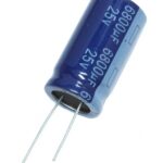 Condensateur polarisé 6 800 µF à 25 VDC 85°C