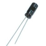 condensateur 4.7/100V 105°c