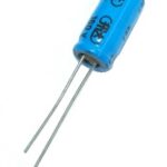Condensateur polarisé 3.3 µF à 160 VDC 85°C