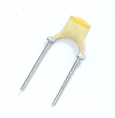 Condensateur non polarisé 0.0018 μF/ 50 V