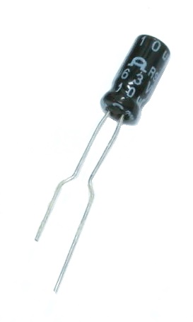 Condensateur radial polarisé 10 μF à 63 VDC 85°C