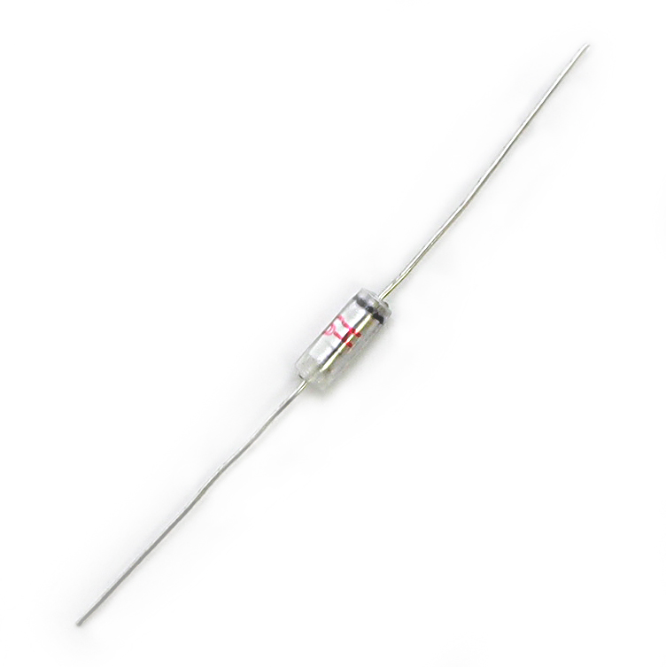 CONDENSATEUR 61PF 630V AXIAL