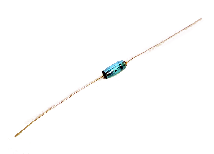 CONDENSATEUR 220PF 630V AXIAL TIGE LONGUE