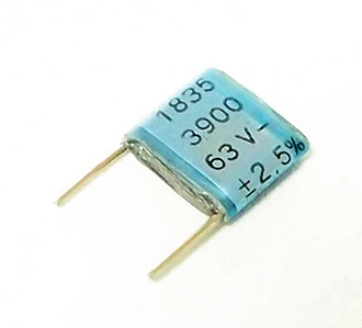 CONDENSATEUR 0.0039UF 63V RADIAL CARRÉ GROS