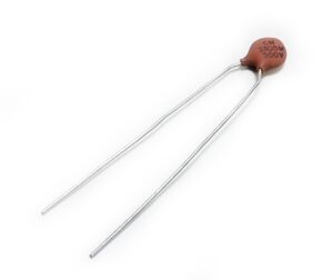 condensateur 0.0033UF 500V radial céramique