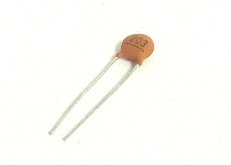 CONDENSATEUR 0.02UF 50V RADIAL CÉRAMIQUE