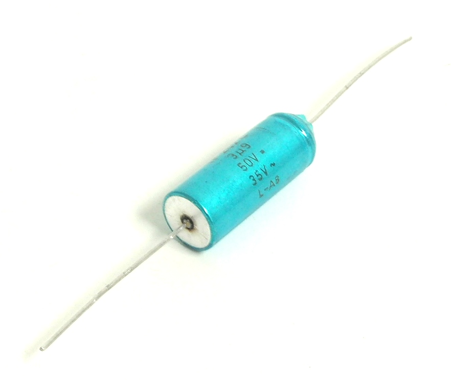 Condensateur polarisé axial - 3.9 μF à 50 VDC