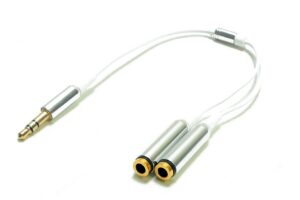 Câble audio avec prise mâle de 3.5 mm (1/8") à double femelle 3.5 mm (1/8")