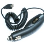 Chargeur 12 Volts pour voiture avec prise mini USB