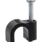 Attache en plastique noire avec clou - 8 mm
