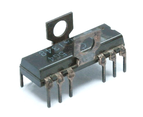 Circuit intégré (IC) HA13123 à 12 contacts