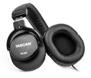 Casque d'écoute TASCAM TH-05