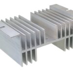 Dissipateur de chaleur / 126 mm x 71 mm x 50 mm