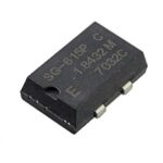 Oscillateur surface mount 1.8432 MHz