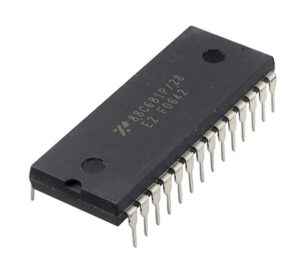 Circuit intégré 88C681P à 28 contacts